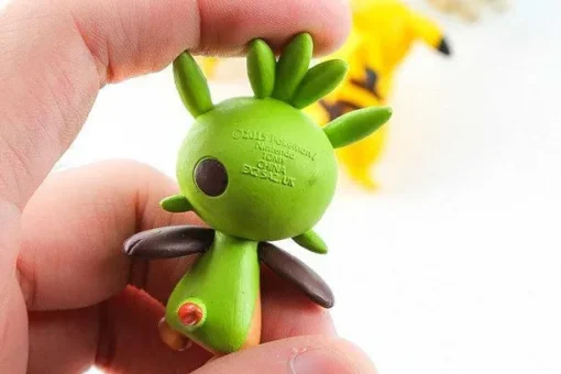 Pkm.store Pokemon Spielzeug-4 Stk. Pokeball Go / Pokemon Pokebälle