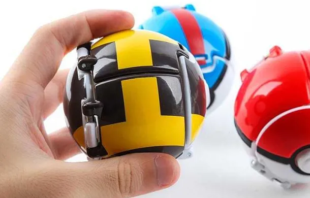 Pkm.store Sonstiges Merchandise-4 Stk. Pokeball Go / Pokemon Pokebälle