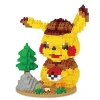 Pkm.store Pokemon Bausteine-Detektiv Pikachu Klemm Baustein Set (675 Bausteine)