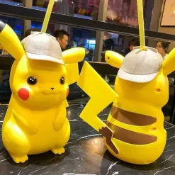 Pkm.store Sommer-Detektiv Pikachu Trinkflasche (650Ml)