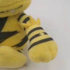 Pkm.store Pokemon Kuscheltiere-Elektek Eleboo Plusch Pokemon (Ca. 13Cm)