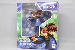 Pkm.store Pokemon Figuren-Gary Oak Eevee / Evoli Pokemon Figur (Ca. 14Cm)