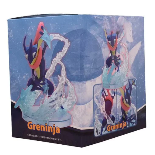 Pkm.store Pokemon Figuren-Greninja Pokemon Quajutsu Sammelfigur Mit Ornamenten