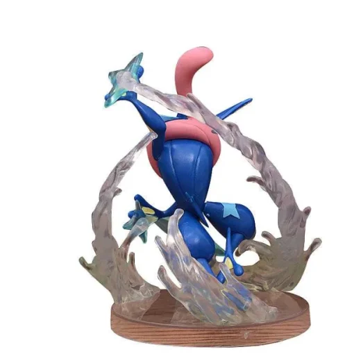 Pkm.store Pokemon Figuren-Greninja Pokemon Quajutsu Sammelfigur Mit Ornamenten