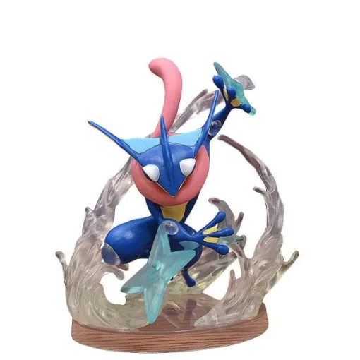 Pkm.store Pokemon Figuren-Greninja Pokemon Quajutsu Sammelfigur Mit Ornamenten