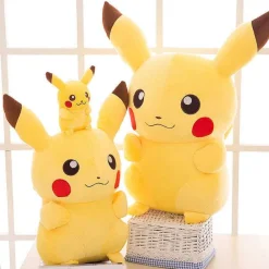 Pkm.store Pokemon Kuscheltiere-Lachender Pikachu Stofftier Kuscheltier In Verschiedenen Grosen (20-45Cm)