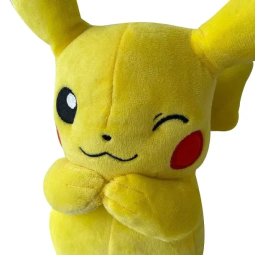 Pkm.store Pokemon Kuscheltiere-Liebliche Plusch Pikachus In 3 Verschiedenen Varianten