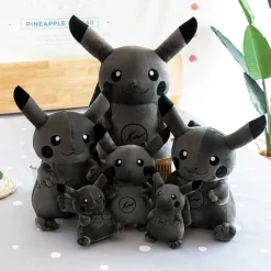 Pkm.store Detektiv Pikachu-Pikachu Plusch Pokemon Figur In Schwarz
