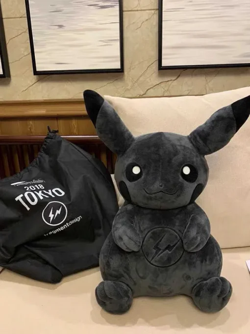 Pkm.store Pokemon Kuscheltiere-Pluschfigur Pokemon Dunkles Pikachu, Ca. 50Cm