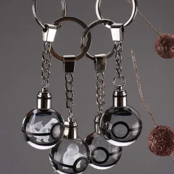 Pkm.store Sonstiges Merchandise-Pokeball Anhanger Mit Pokemon Motiven Und Farbwechsel