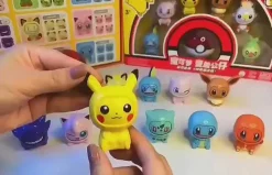 Pkm.store Pokemon Spielzeug-Pokemon Figuren Mit Wechselnden Gesicht Spielzeug