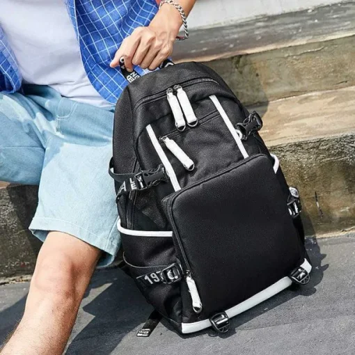 Pkm.store Sonstiges Merchandise-Pokemon Rucksack Mit Usb - Ideal Fur Laptops