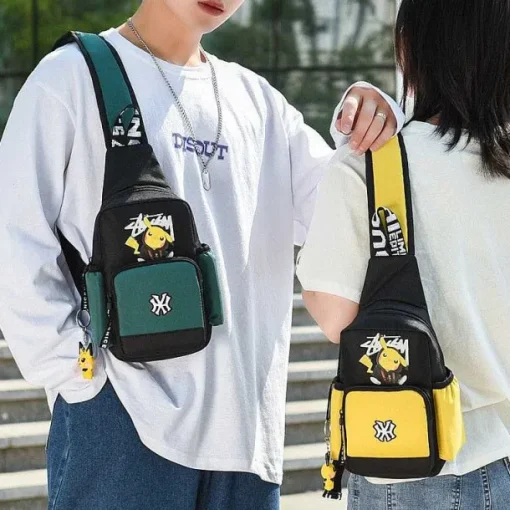 Pkm.store Rucksäcke & Taschen-Pokemon Sling Bag - Kleiner Rucksack Tasche Mit Pikachu Motiv