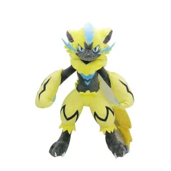 Pkm.store Pokemon Unite-Pokemon Unite Zeraora Plusch Pokemon (Ca. 30Cm)