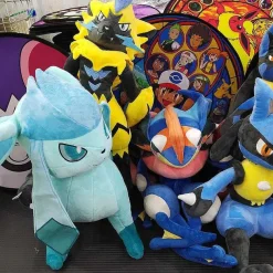 Pkm.store Xxl Pokemon-Pokemon Xxl Kuscheltiere Lucario, Quajutsu, Zeraora Liberlo Glaziola U. A.