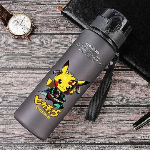 Pkm.store Sonstiges Merchandise-Sport Und Trinkflasche Mit Pokemon Pikachu Motiv