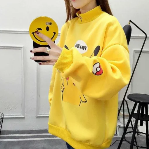 Pkm.store Herbst & Winter-Stylisher Pokemon Pikachu Sweater Uberlange