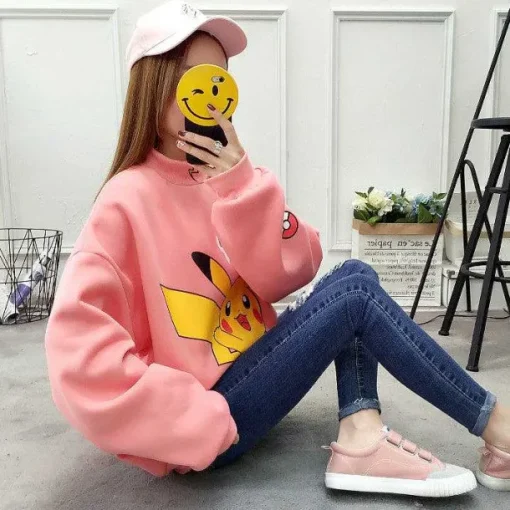Pkm.store Herbst & Winter-Stylisher Pokemon Pikachu Sweater Uberlange