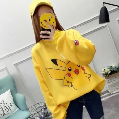 Pkm.store Herbst & Winter-Stylisher Pokemon Pikachu Sweater Uberlange