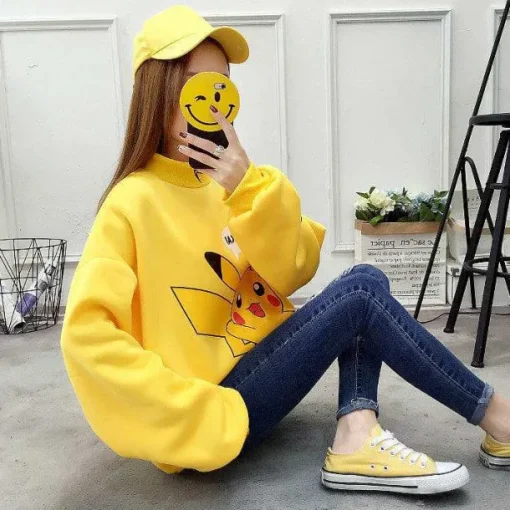 Pkm.store Herbst & Winter-Stylisher Pokemon Pikachu Sweater Uberlange