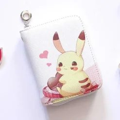 Pkm.store Sonstiges Merchandise-Suses Pokemon Portemonnaie Mit Pikachu Aufdruck In Verschiedenen Motiven