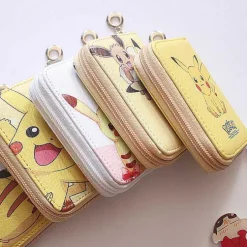 Pkm.store Sonstiges Merchandise-Suses Pokemon Portemonnaie Mit Pikachu Aufdruck In Verschiedenen Motiven